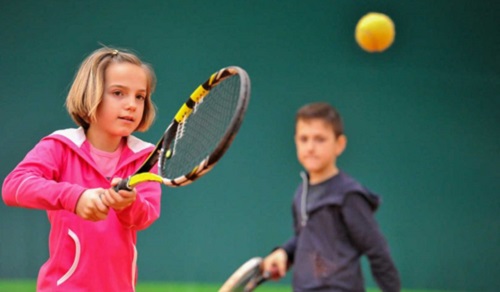 Uploaded Image: /uploads/images/tennis indoor kids.jpg